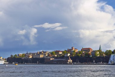 Bir sürü bulutlar, İsveç Stokholm için görüntüleyin