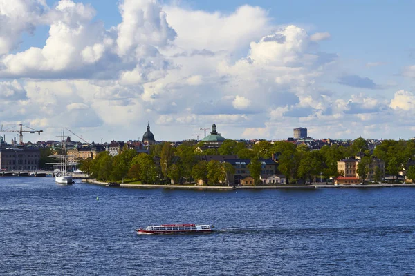 Bir sürü bulutlar, İsveç Stokholm için görüntüleyin