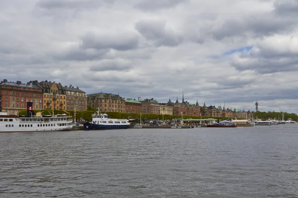 Zobacz do Sztokholmu w pochmurny dzień, Szwecja — Zdjęcie stockowe