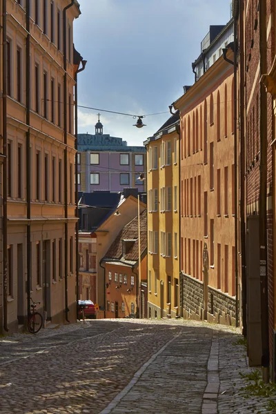 Stockholm, İsveç'te küçük sokak Telifsiz Stok Fotoğraflar