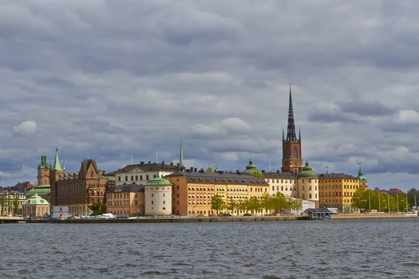 Вид на королевский дворец в пасмурный день, Стокгольм, Швеция Стоковое Фото