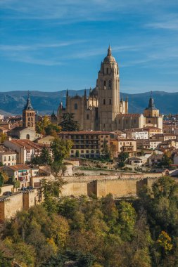 İspanya 'nın Segovia şehrinden Santa Maria Katedrali manzarası