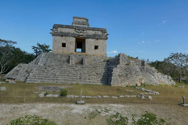 メキシコ古代都市 Dzibillchaltun のマヤの遺跡 — ストック写真