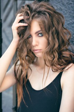 Sokak yakın çekim güzel kız