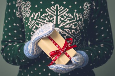 Yeni yıl kazaklı kız