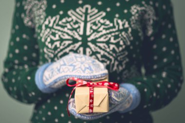 Yeni yıl kazaklı kız