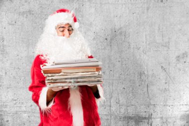 Noel Baba belgelerle