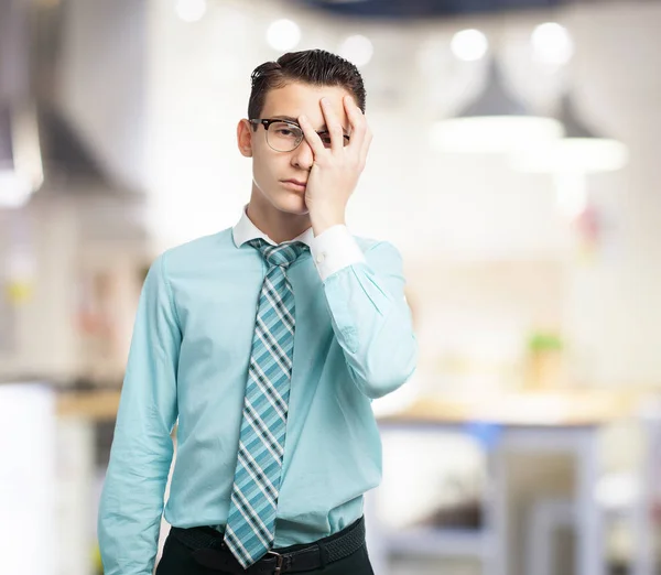 Orolig ung man rädd — Stockfoto