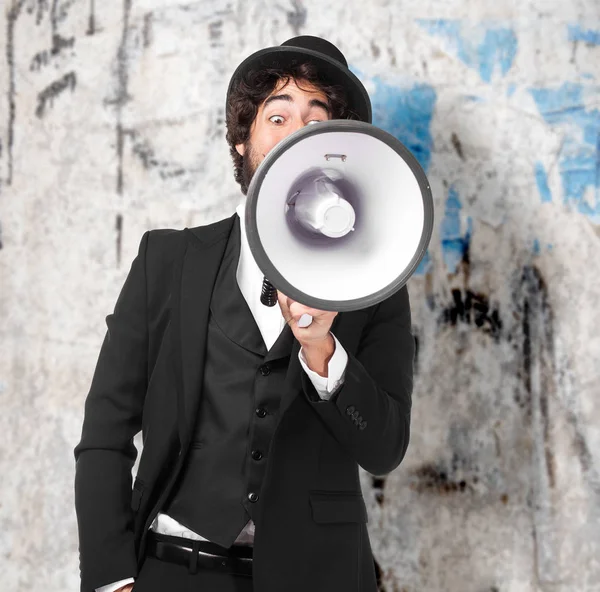 Homem gritando com megafone — Fotografia de Stock