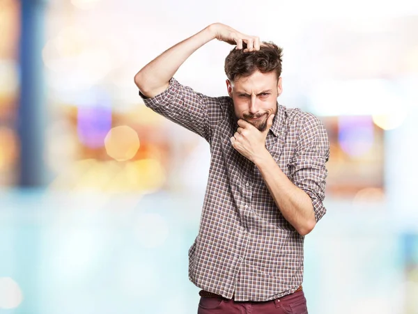 Gelukkig jonge man denkt — Stockfoto