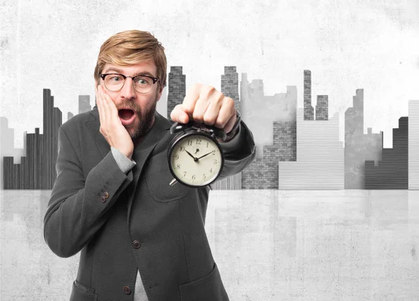 Hombre de negocios estresado con reloj — Foto de Stock