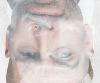 mavi gözlü adam yakın çekim