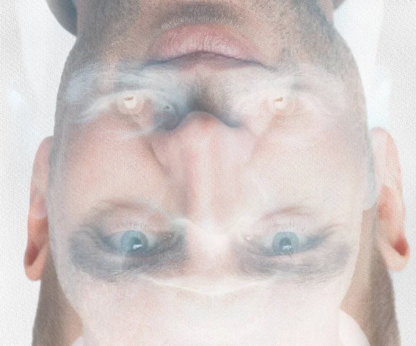 mavi gözlü adam yakın çekim