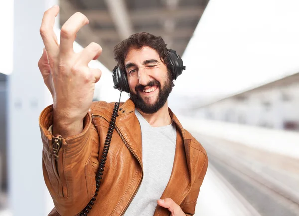 Feliz joven bailando — Foto de Stock