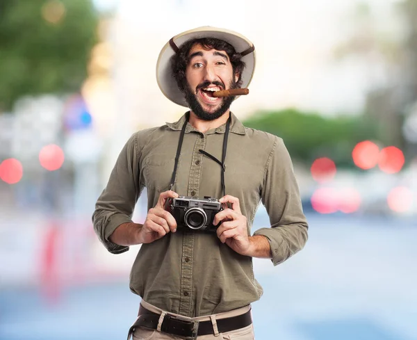 Louco explorador homem com câmera — Fotografia de Stock