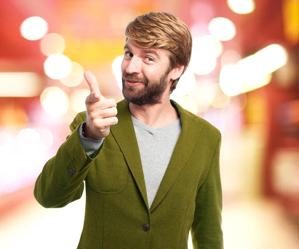 mutlu işadamı işaretleme açık