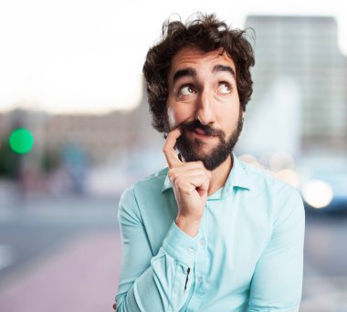 genç adam şüphe konsantre