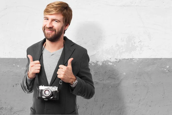 Stolzer Geschäftsmann mit Kamera — Stockfoto