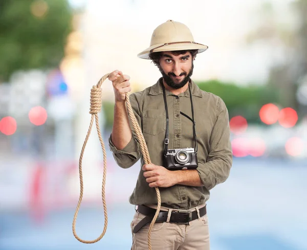 Louco explorador homem com corda — Fotografia de Stock