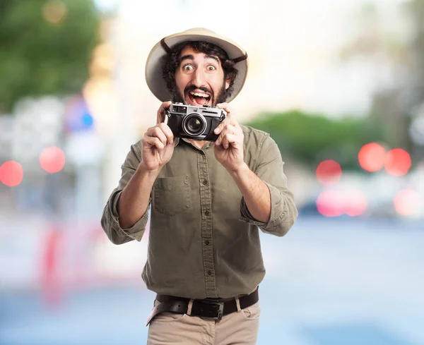 Louco explorador homem com câmera — Fotografia de Stock