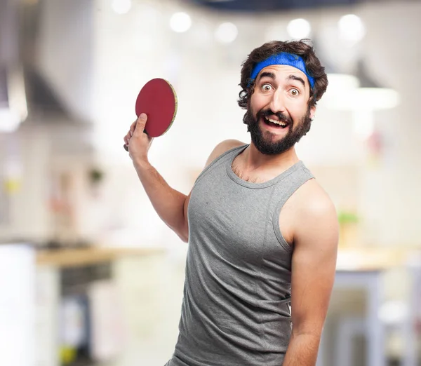 Sport-Mann spielt Tischtennis Spiel — Stockfoto