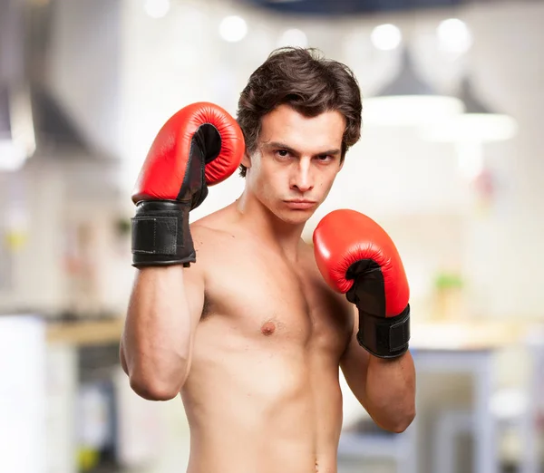 Forte jovem boxe — Fotografia de Stock