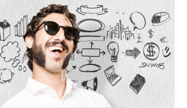 mutluluk ifadesi ile serin adam