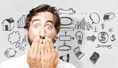 Genç serin adam kapsayan ağız