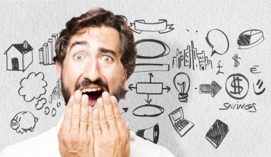 Genç serin adam kapsayan ağız