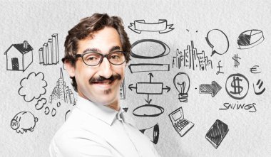 gülümseyen genç serin adam