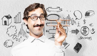 ahşap bir uçakla genç serin adam