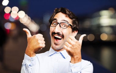 adam tüm doğru poz