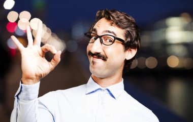 adam tüm doğru poz