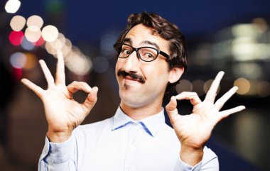 adam tüm doğru poz