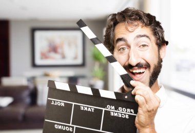 bir tokmağı ile genç serin adam