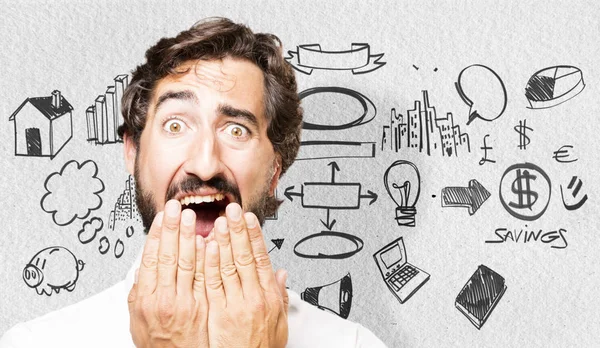 Genç serin adam kapsayan ağız