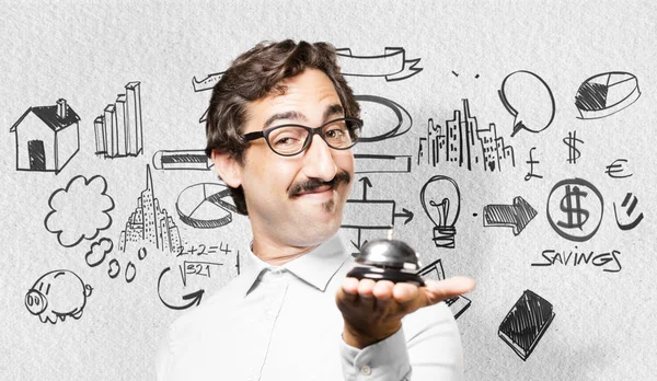 bir halka bell ile genç serin adam