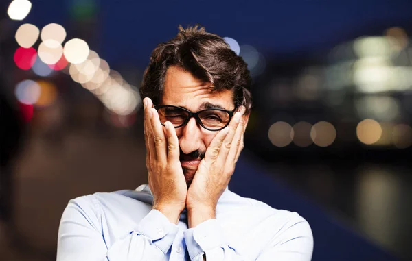 Joven fresco hombre en perdedor pose — Foto de Stock