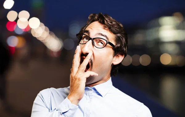 Joven fresco hombre aburrido — Foto de Stock