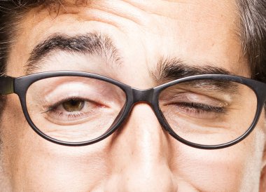 cool delikanlı gurur poz