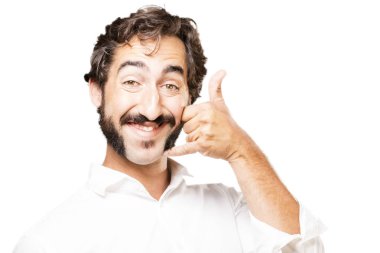 çağrı işareti ile genç serin adam