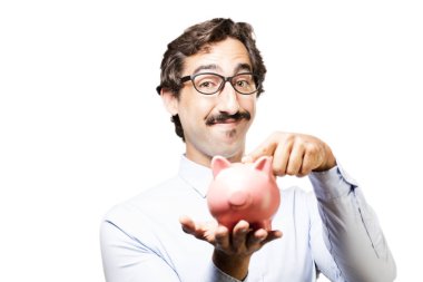 bir kumbara ile genç serin adam