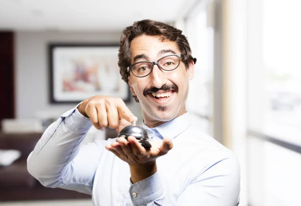 Joven fresco hombre con un timbre — Foto de Stock