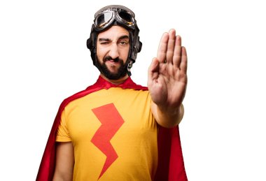 Dur hareketi ile deli süper kahraman