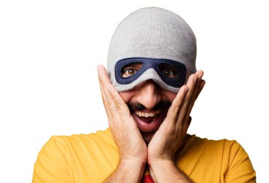 Genç deli adam şaşırmış