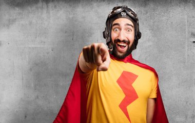 işaret deli süper kahraman