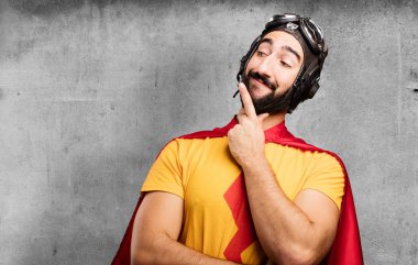 düşünme deli süper kahraman