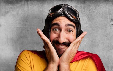 deli süper kahraman şaşırttı