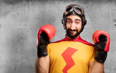 poz mücadelede deli süper kahraman