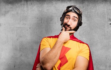 düşünme deli süper kahraman